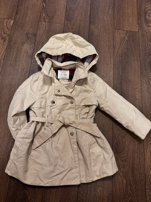 Бежов шлифер Zara, размер 92 см