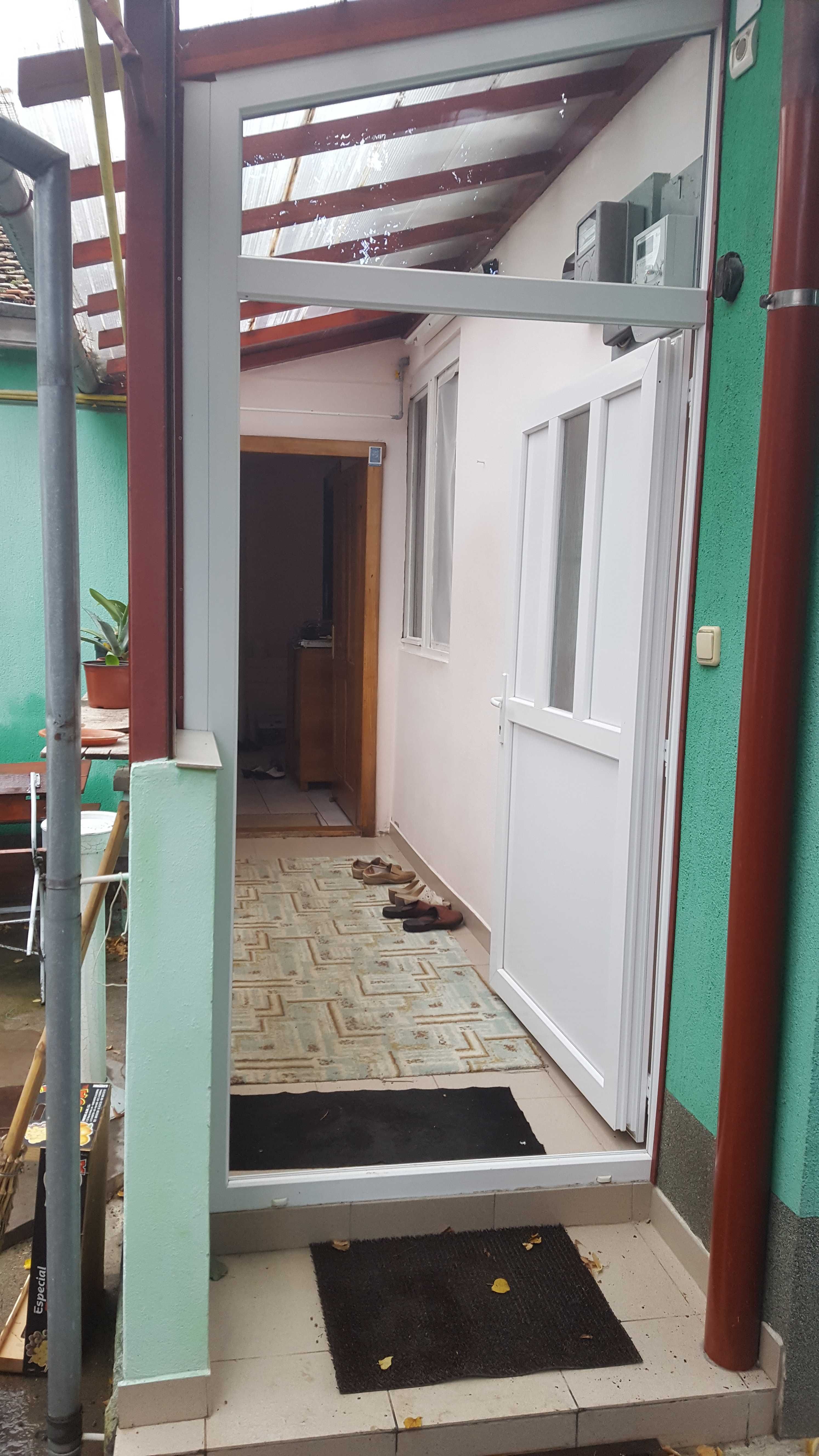 De vanzare casa,3 camere,garaj,curte,anexe,curent trifazic.