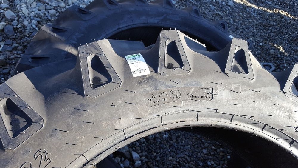 12.4-32 cauciucuri noi marca BKT cu 8 pliuri anvelope tractor