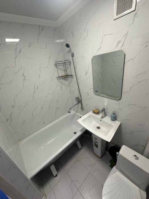 Кваримра в самом центре , все в шаговой доступности , торг есть