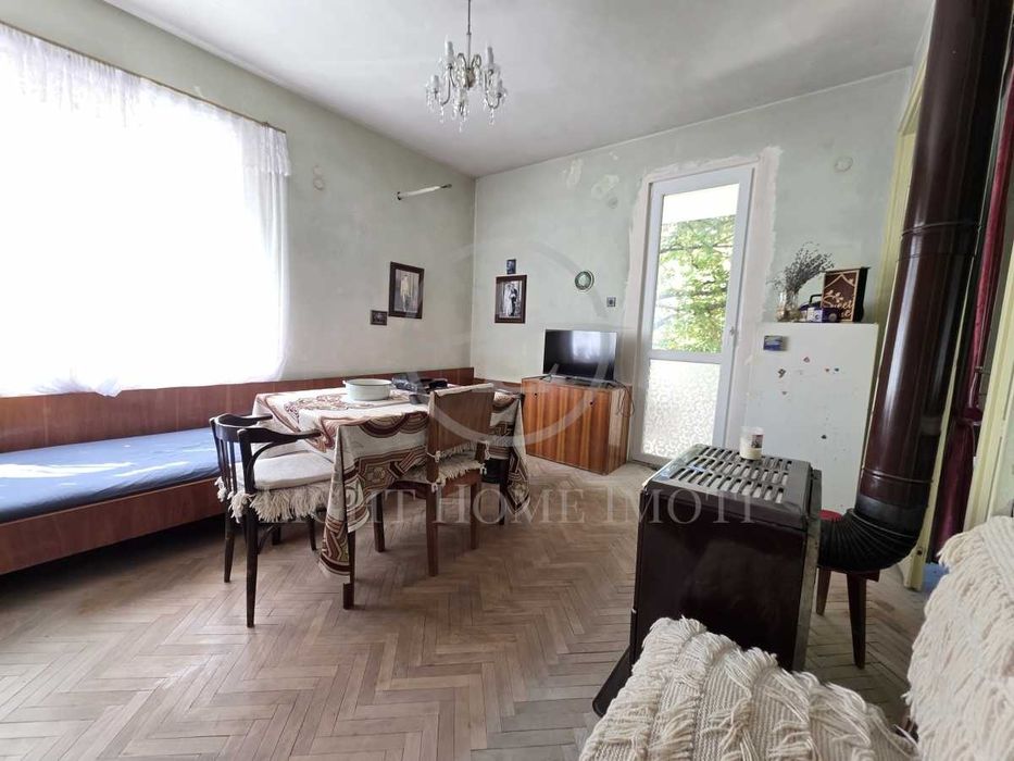 Реф. 2990 Тристаен Монолит Градската Градина / Партерна Стая / Двор