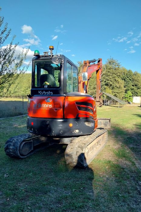 Vând miniexcavator Hitachi u33 si kubota u48 An 2017