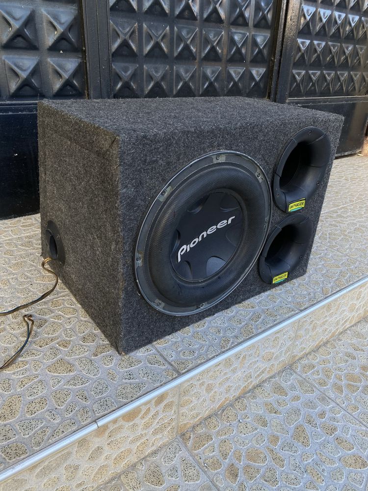 Pioneer TS-W3004SPL и бас каса Emphaser(USA) субуфер бас каса да кола