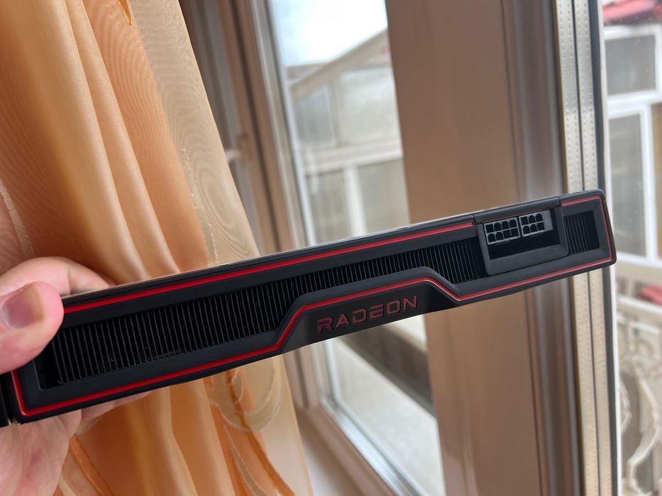 rx6700xt 12GB founder edition