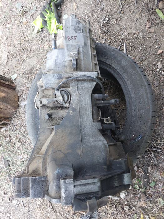 Cutie viteze Vw Passat B5.5 2003,1.9 tdi,5 trepte  cod 012301211AE