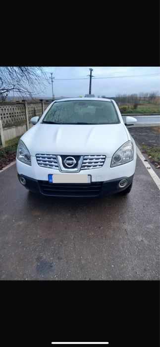 Nissan SUV qashqai masina potrivita pentru offroad