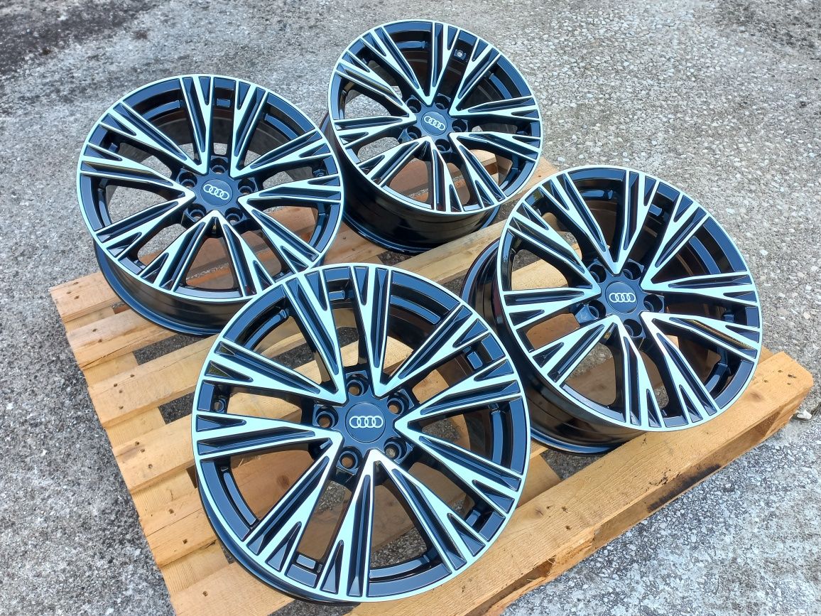 17.Audi Rs2025 A3 A4 A5 A6 Q3 Q5 7.5j et35 Black polish Чисто Нови.