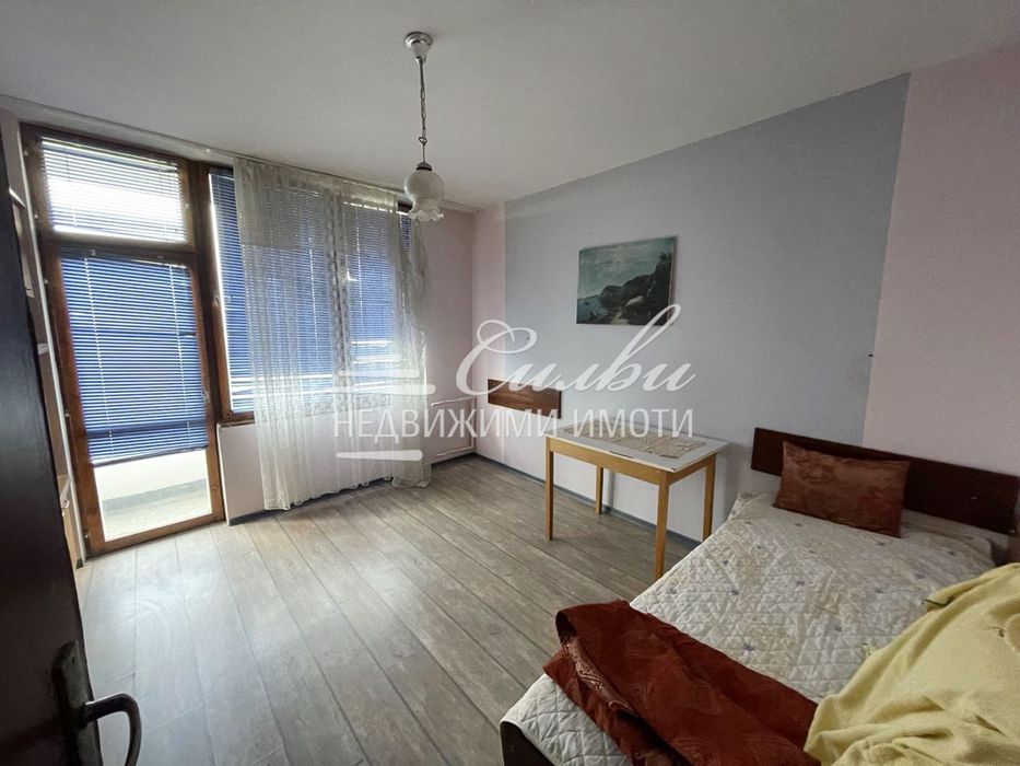 Четиристаен ТУХЛЕН апартамент - кв. Добруджански