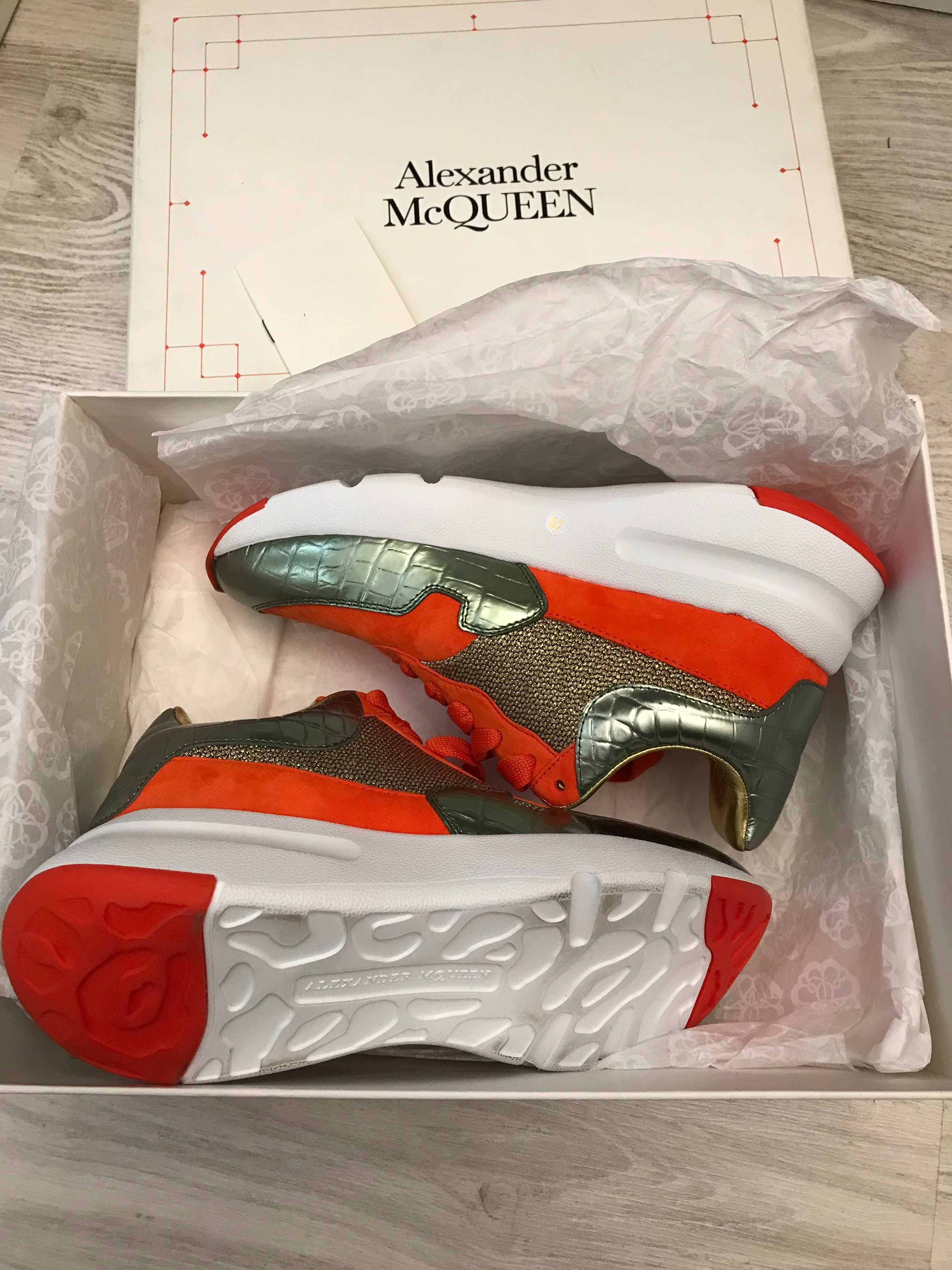 Alexander McQueen 37, new color, originali, full box