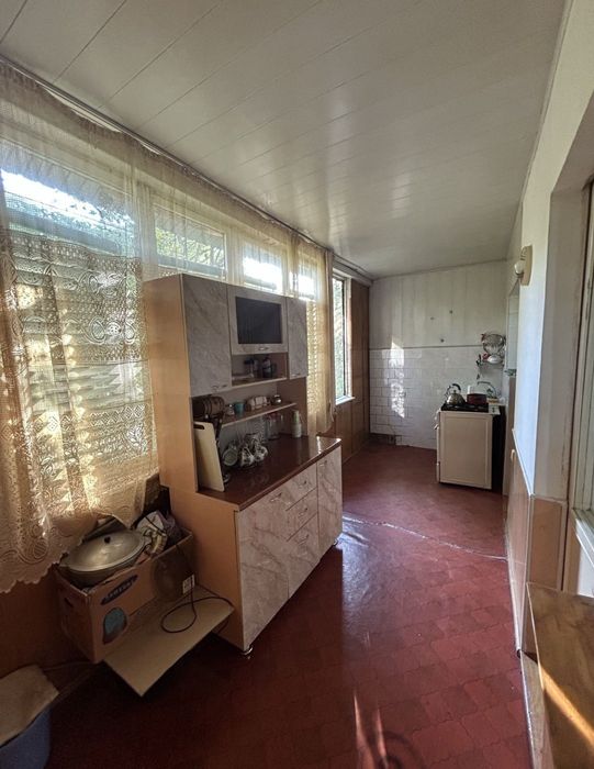 Срочно ‼️ 2комнатная 60м² балкон 2/6 2кв Чиланзара
