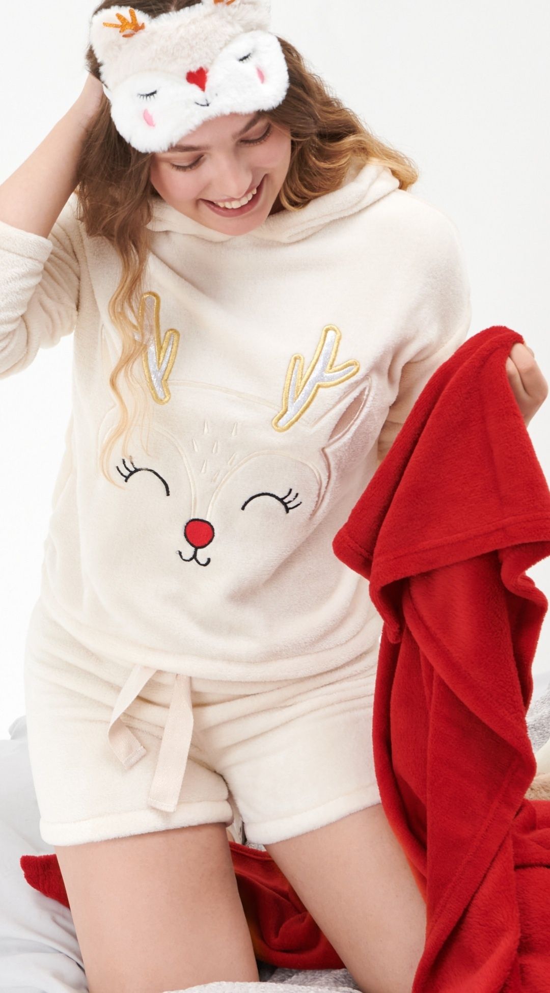 Pijama pufoasa dama - ren Crăciun
