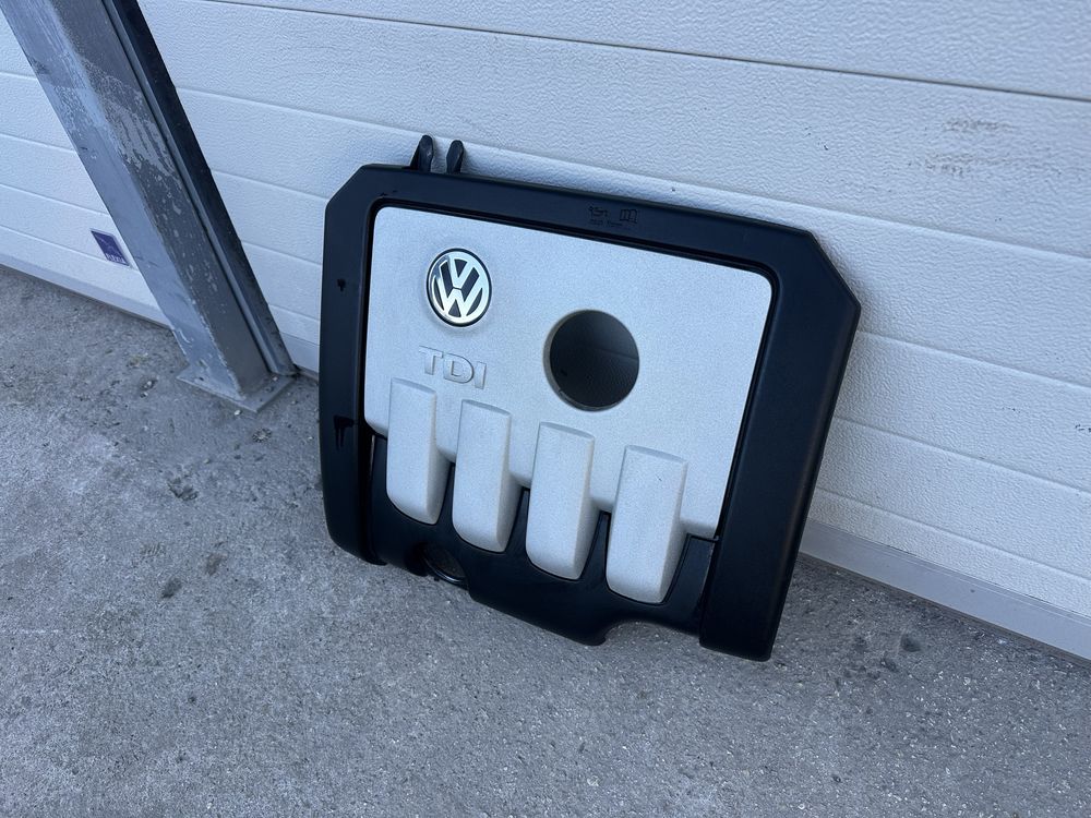 Капак/Кора на двигател VW 2.0tdi-140к.с. 16 клапана