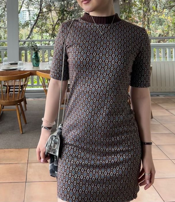 Теплое платье от Зара