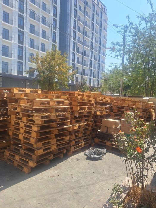 Срочно продам Палеты 115*115