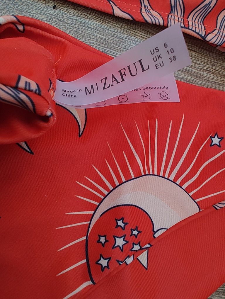Costum de baie mi zaful