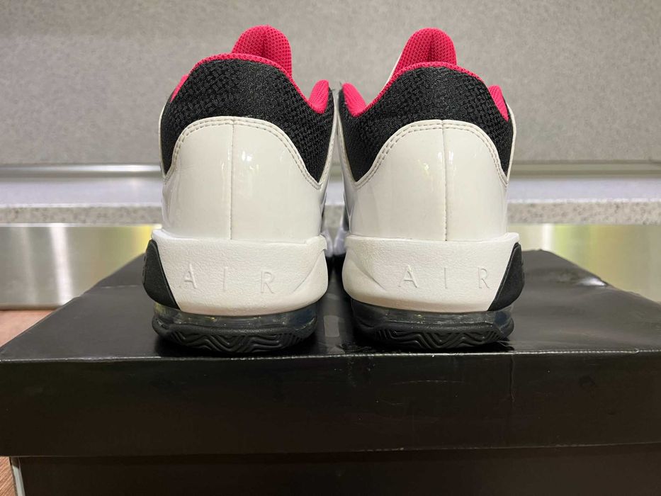 ОРИГИНАЛНИ *** Nike Air Jordan Max Aura 3 Black/Medium Blue-White