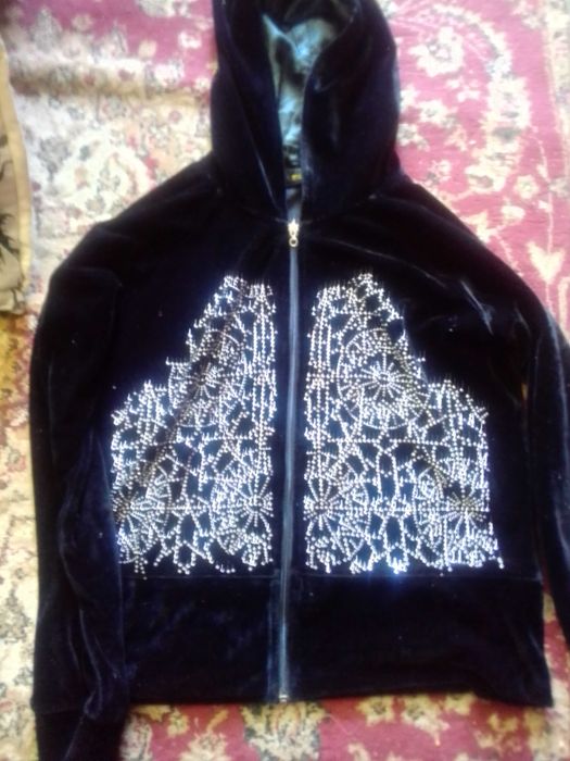 Толстовка с капюшоном на девочку