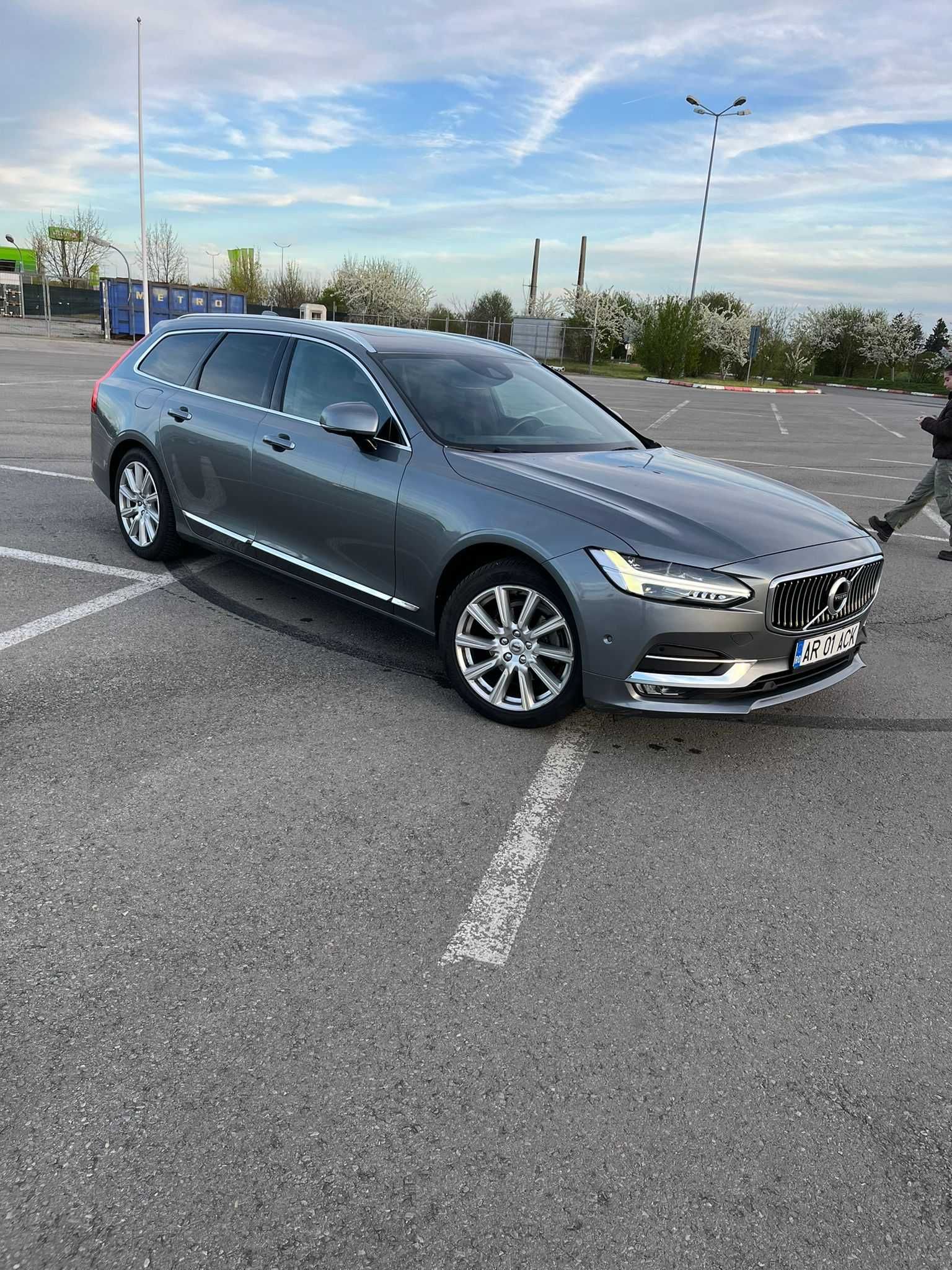 Volvo V90 Inscription 2018, full