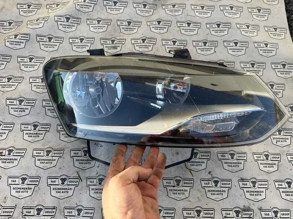 Far dreapta VW Polo 6R