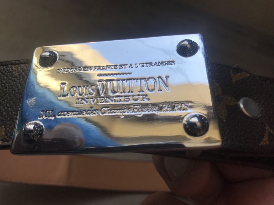 Curea Louis Vuitton  , impecabila