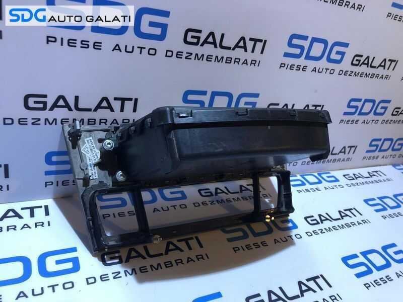Rama Ornament Grila Consola Centrala Spatiu Depozitare Bord BMW E60 E61 2006 – 2010 Cod 9139391 528506 10