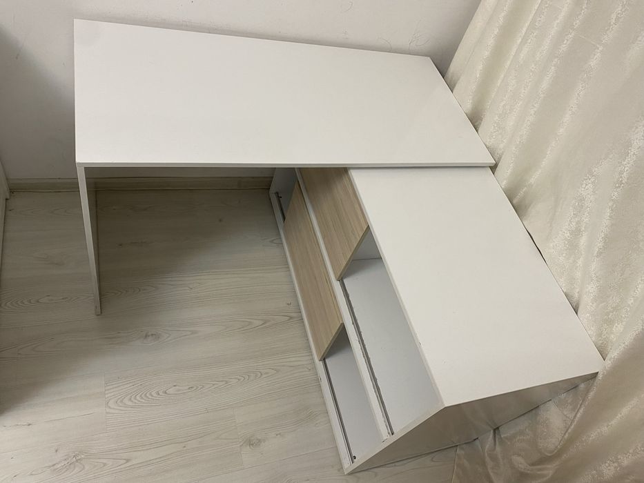 Birou cu spatiu depozitare forma L