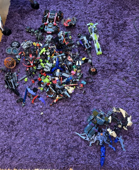 Lot Lego 3.2 kg - Nexo Knights 70321 + piese Tehnic/Bionicle, Roboți