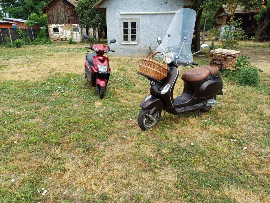 Scuter vespa 49 CC- 2300 euro / scuter electric VTA/ VS1 -800 euro
