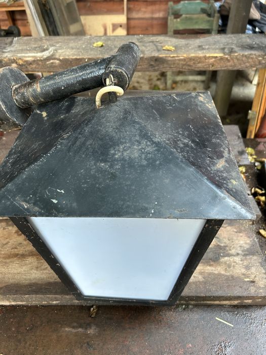 Lampadar iluminat curte - gradina