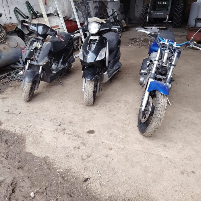 scutere/motocicleta