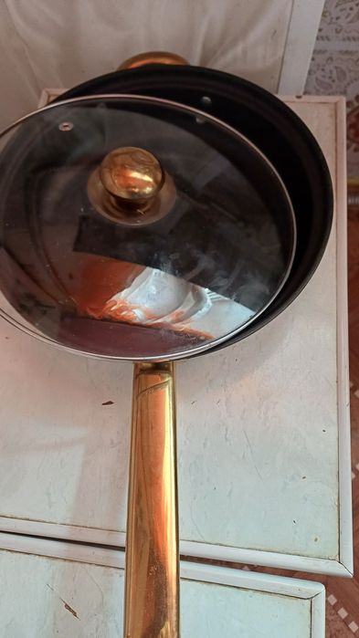 Продам сковороду