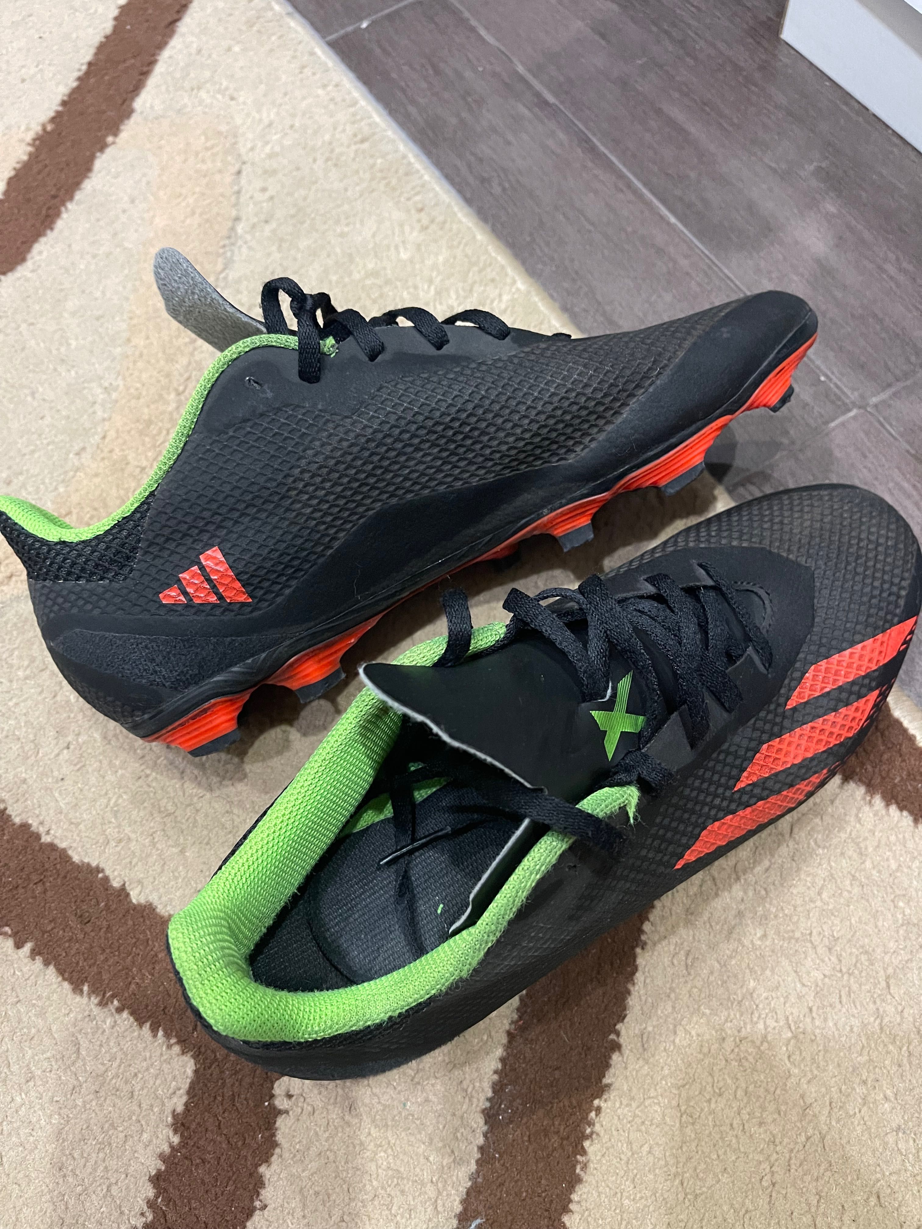 Бутонки за футбол Adidas