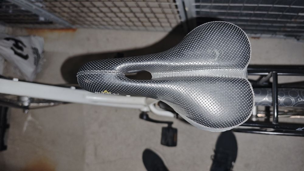 Vând bicicleta de damă norta