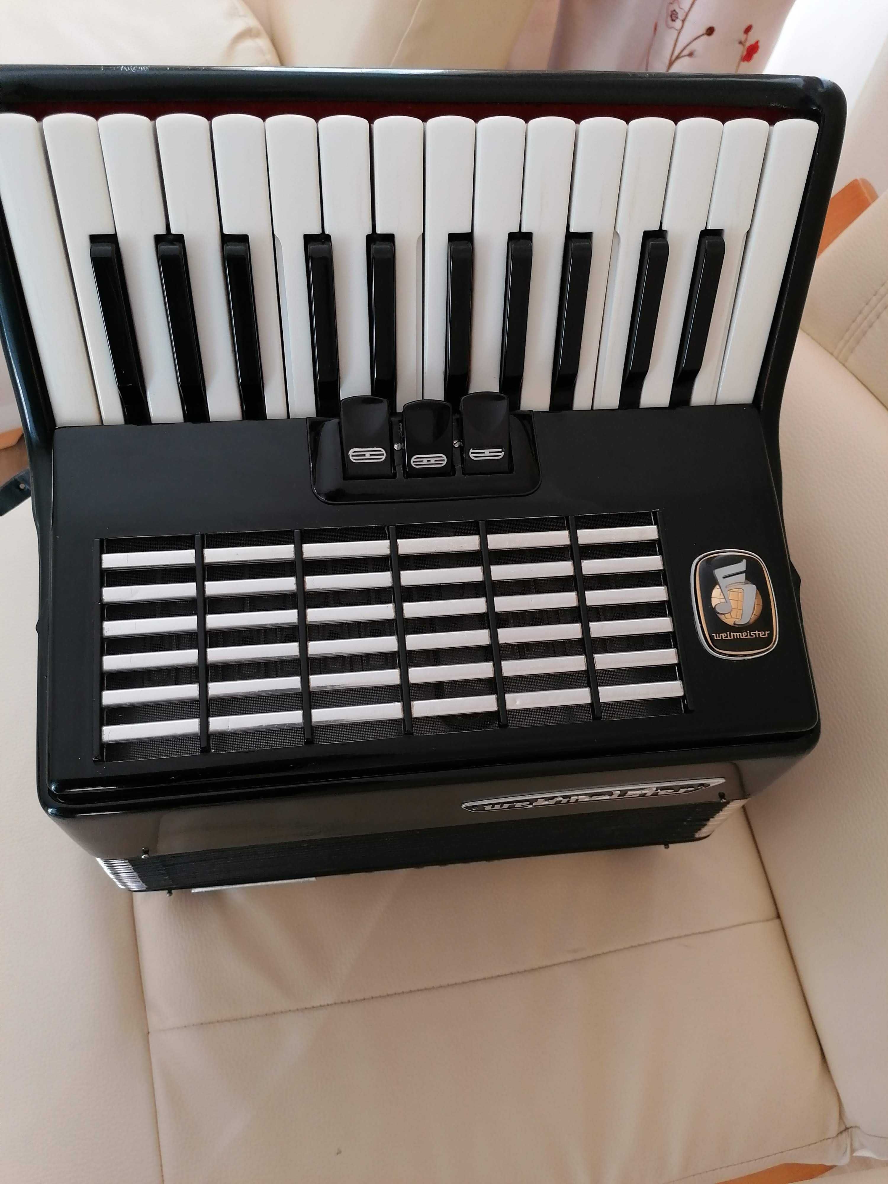 Acordeon welimeister stella 32 basi