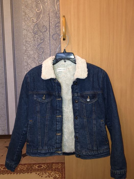 Джинсовая куртка с мехом