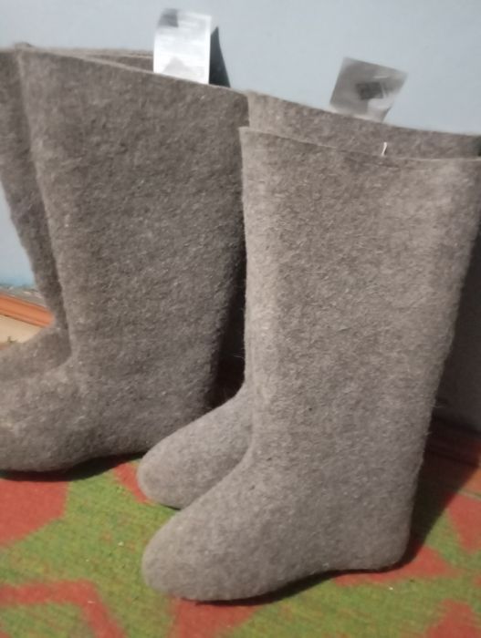 Продам валенки .