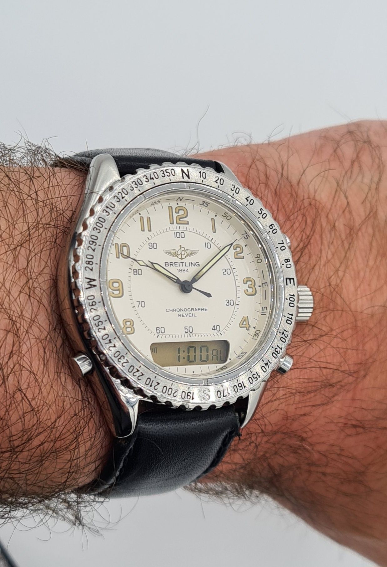 Breitling Navitimer Intruder Reveil Chronograph