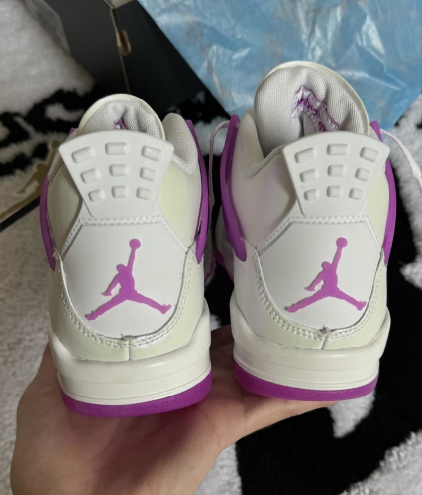 Jordan 4 hyper violet