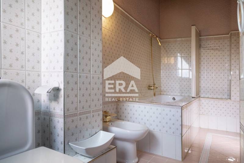 Продава се Многостаен апартамент в София, Лозенец - 253 кв.м за 2174 €/кв.м - Снимка #7