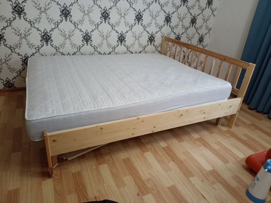Продам кровать с матрасом за 60 тыс.тг