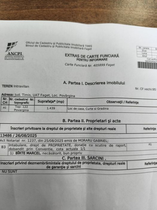 Vînd teren   în zona 2900m² intravilant terenul este mai mare
