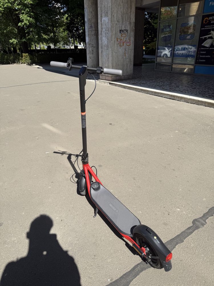 Trotineta electrica Ninebot Segway,model D18E