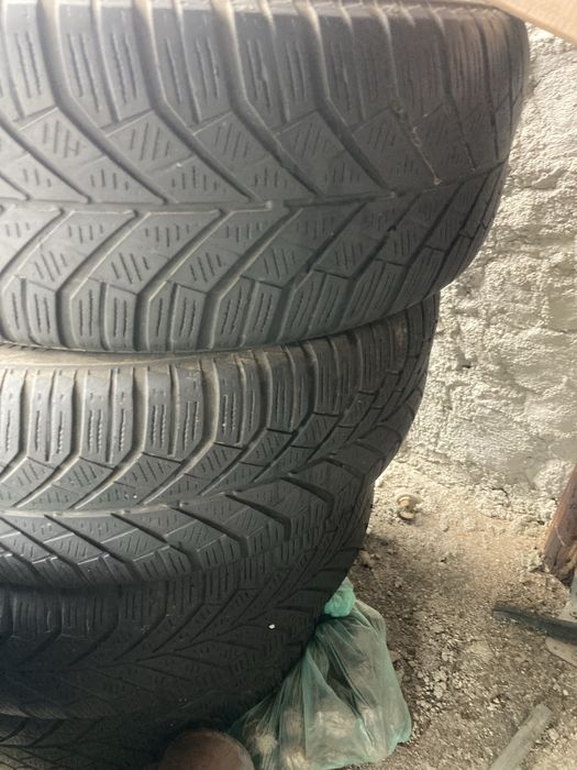 cauciucuri pe 16 de sezon schimb cu 15’’