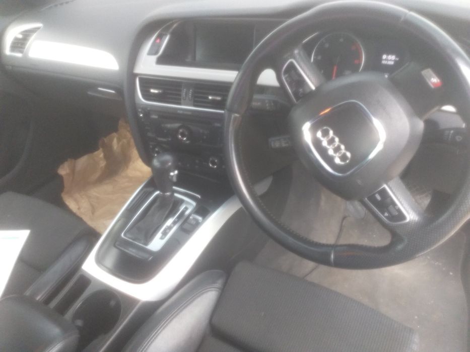 Audi a4 b8 2.0tdi S-line На Части 2.0тди а4 б8