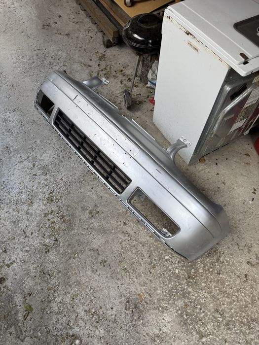 *КОМПЛЕКТ* Задна и предна броня за VW Golf 4