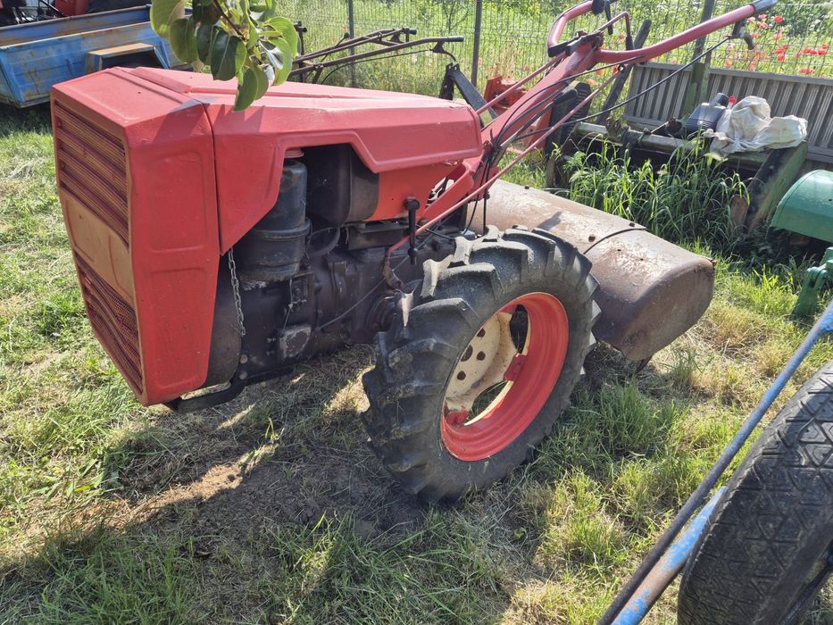 Tractoras 4x4 bertolini