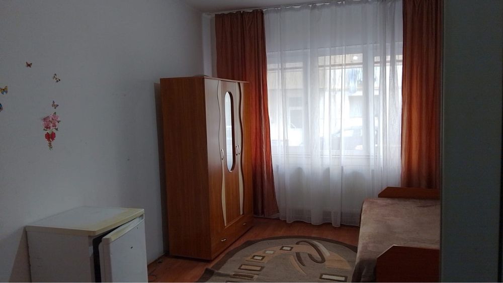 Garsoniera de inchiriat