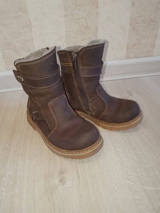 Зимние сапоги для мальчика 27р.