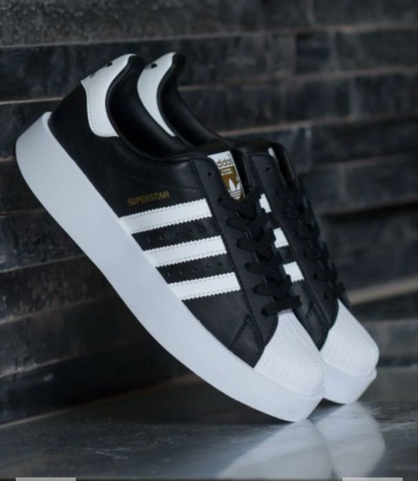 Sneakers Adidas Superstar de vanzare !