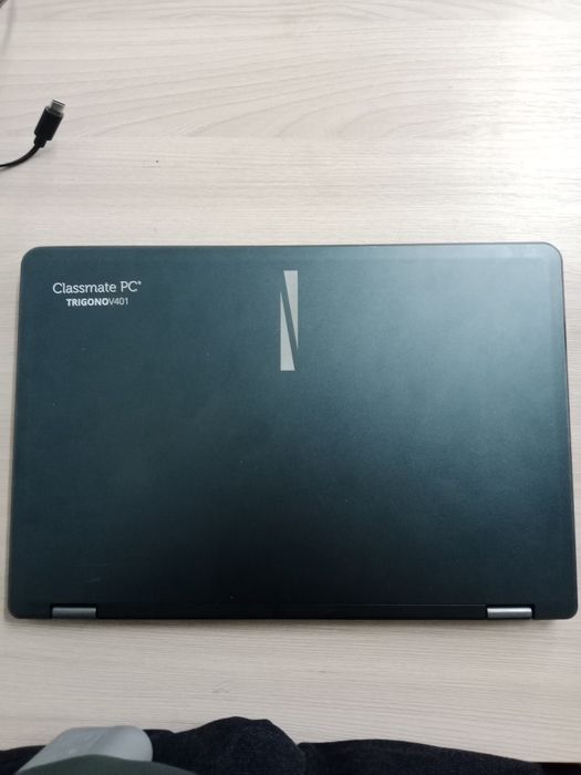 Продаётся нэтбук